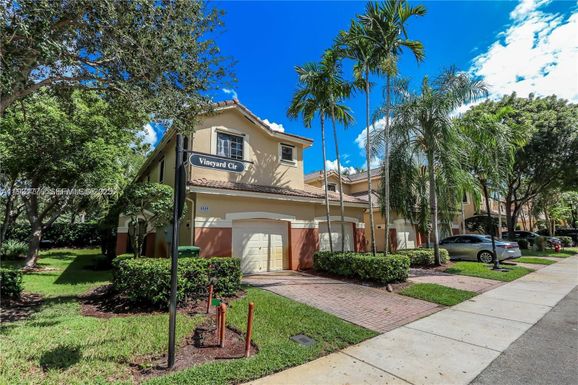 4333 Vineyard Cir # 4333, Weston FL 33332