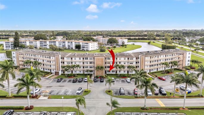 1009 Guildford A # 1009, Boca Raton FL 33434