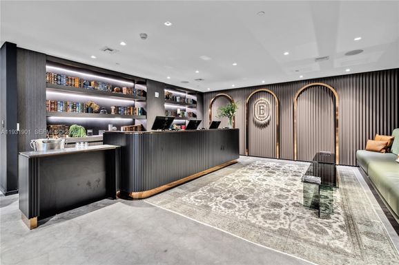 398 NE 5th St # 4507, Miami FL 33132