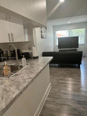 6740 NW 175th Ln # 20, Hialeah FL 33015