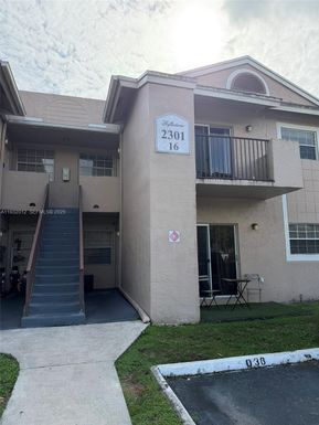 2301 NW 96th Ter # 16D, Pembroke Pines FL 33024