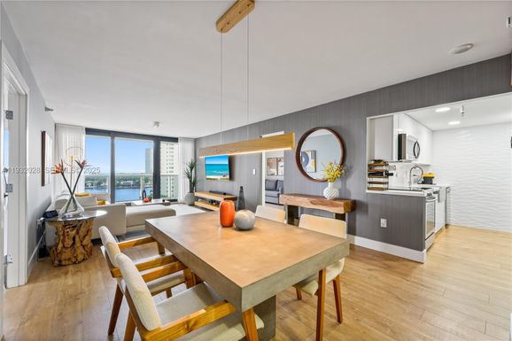 20505 E Country Club Dr # 1034, Aventura FL 33180