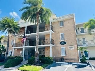 450 Paradise Isle Blvd # 302, Hallandale Beach FL 33009