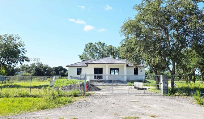 430 Bald Cypress Ave, Clewiston FL 33440