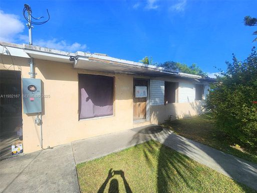 10465 SW 178th St, Miami FL 33157