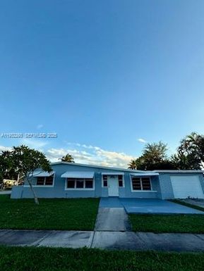 4100 SW 36th St, West Park FL 33023