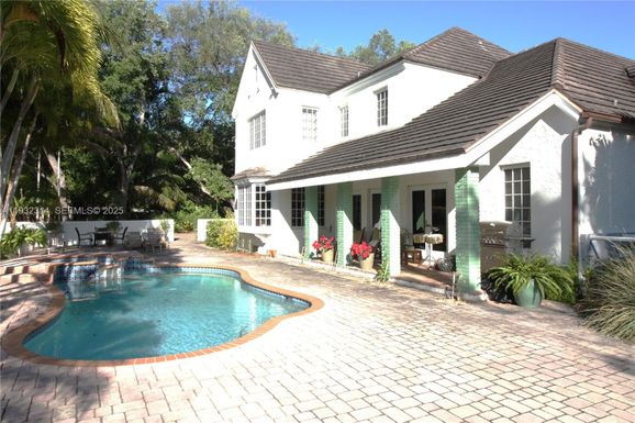 6750 Granada Blvd, Coral Gables FL 33146