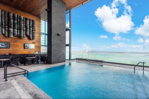 1451 Brickell Ave # 2505, Miami FL 33131