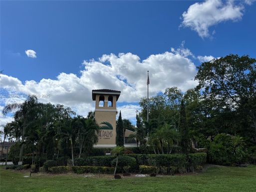 350 W Palm Cir W # 201, Pembroke Pines FL 33025