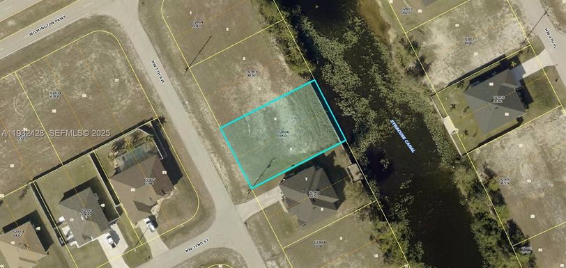 3223 NW 5th Ave, Cape Coral FL 33993