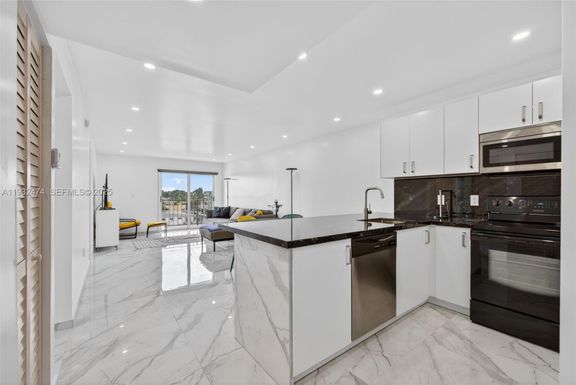 8250 Byron Ave # 401, Miami Beach FL 33141