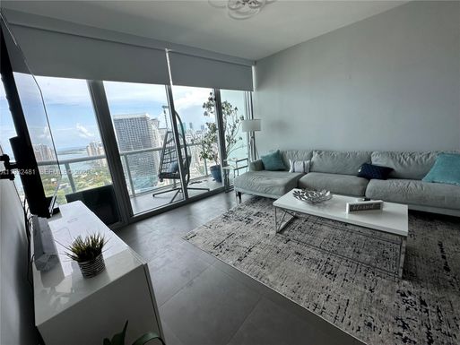 888 Biscayne Blvd # 4302, Miami FL 33132