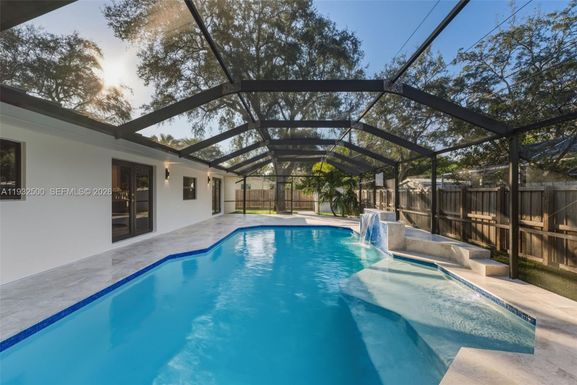 7505 SW 167th St, Palmetto Bay FL 33157