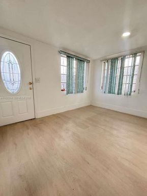 2035 NW 26th St # 0, Miami FL 33142