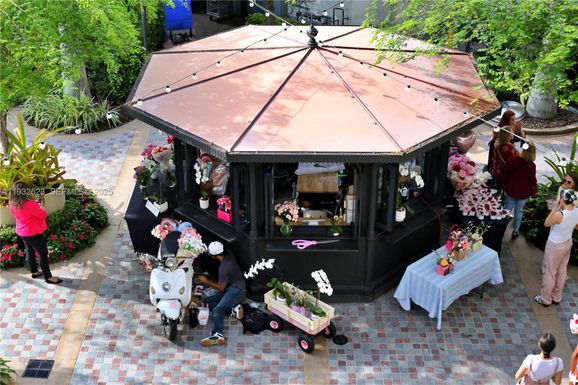 3011 Ponce de Leon Blvd, Coral Gables FL 33134