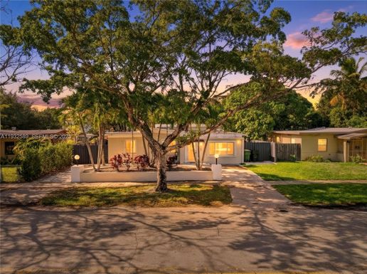 13560 NW 2nd Ave # 13560, North Miami FL 33168