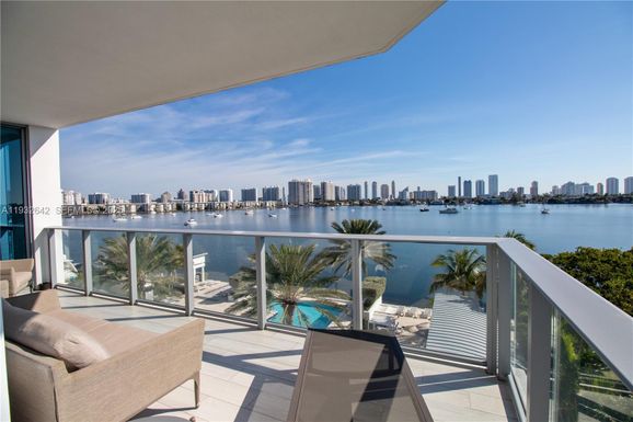17111 Biscayne Blvd # 410, North Miami Beach FL 33160