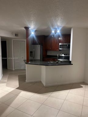 4025 W Mcnab Rd # E101, Pompano Beach FL 33069