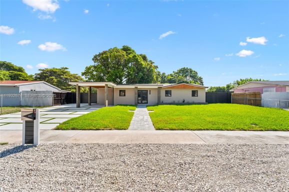 17211 NW 43rd Ave, Miami Gardens FL 33055