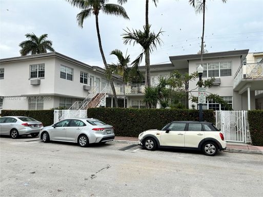717 Espanola Way # 210, Miami Beach FL 33139