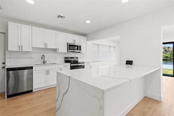 317 N 31st Ave, Hollywood FL 33021