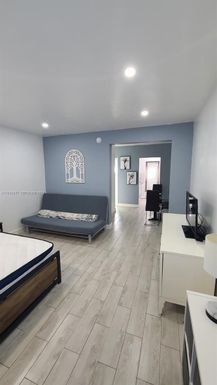 761 Euclid Ave # 7, Miami Beach FL 33139