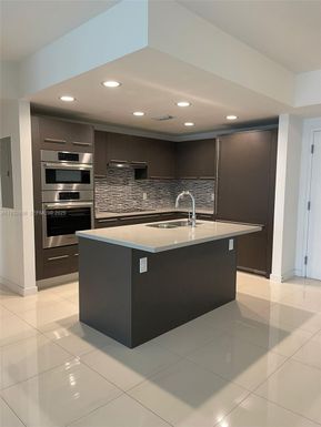 7825 NW 107th Ave # 620, Doral FL 33178