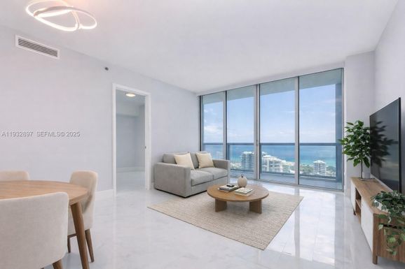475 Brickell Ave # 3407, Miami FL 33131