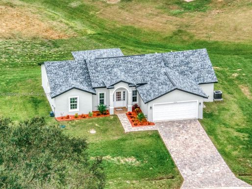 6724 Heavitree Way, Sebring FL 33876