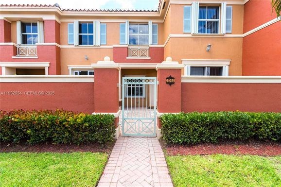 6202 NW 116th Ave # 449, Doral FL 33178