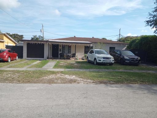 14025 Jackson St, Miami FL 33176