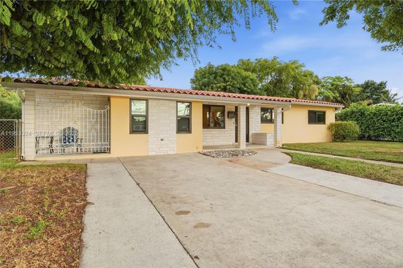 3101 SW 106th Ave, Miami FL 33165