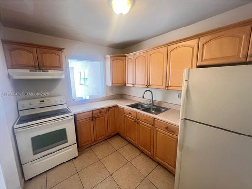 12290 NE 11th Ct # 203, North Miami FL 33161