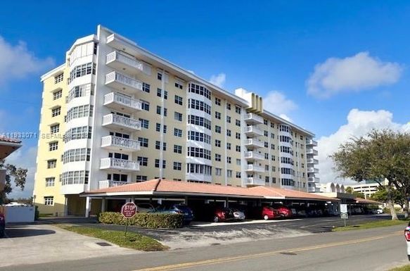 2500 NE 48th Ln # 507, Fort Lauderdale FL 33308