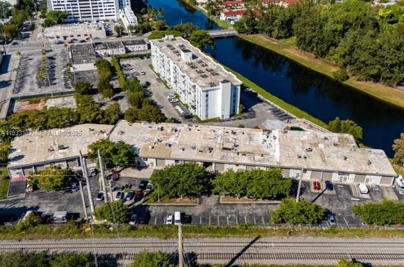 2261 NE 164th St, North Miami Beach FL 33160