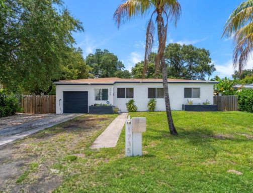 1735 NE 147th St # 1735, Miami FL 33181
