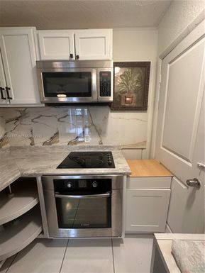 7606 Embassy Blvd REAR, Miramar FL 33023