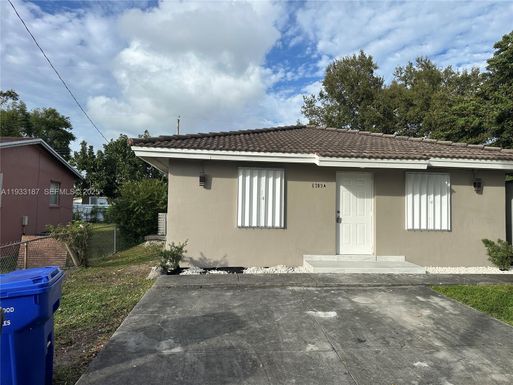 6309 Eaton St # B, Hollywood FL 33024