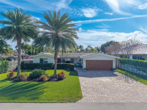 2832 NE 34th St, Lighthouse Point FL 33064
