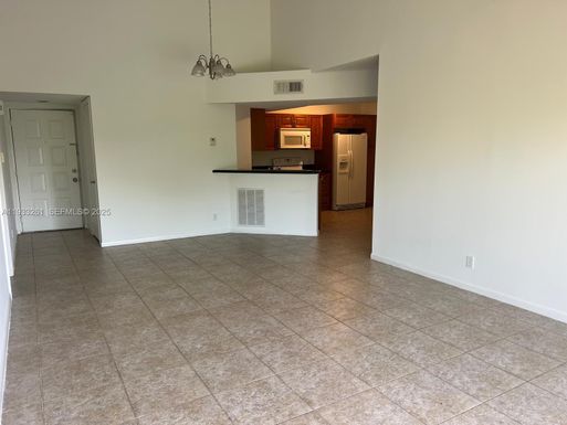 8821 Wiles Rd # 306, Coral Springs FL 33067
