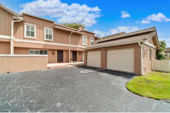 4341 Coral Springs Dr # 1G, Coral Springs FL 33065