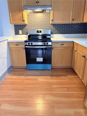 249 SW 4th St # 2, Dania Beach FL 33004