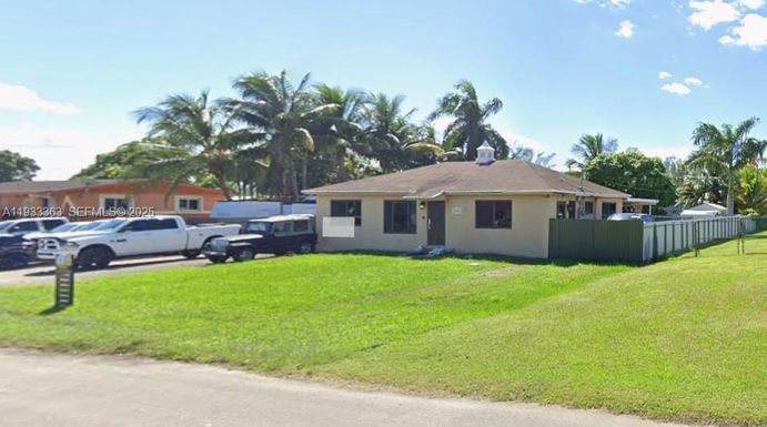 11330 NW 21st Ct, Miami FL 33167