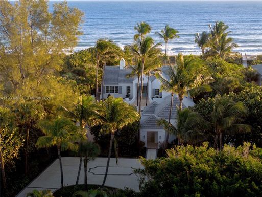 43 N Beach Rd, Jupiter Island FL 33455