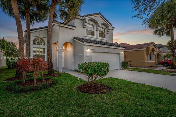 15674 NW 12th Mnr, Pembroke Pines FL 33028