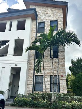 7815 NW 104th Ave # 8, Doral FL 33178