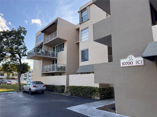 10700 SW 108th Ave # C306, Miami FL 33176