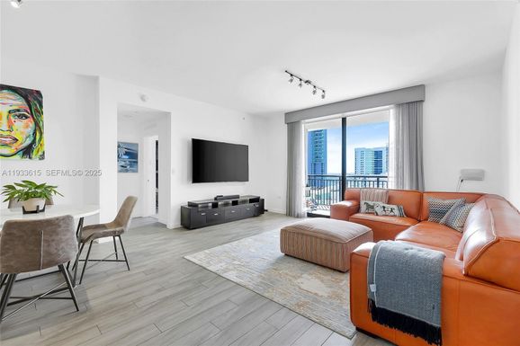 999 SW 1st Ave # 1505, Miami FL 33130