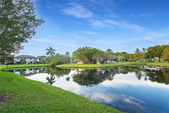 6245 SW 47th Mnr # 204, Davie FL 33314