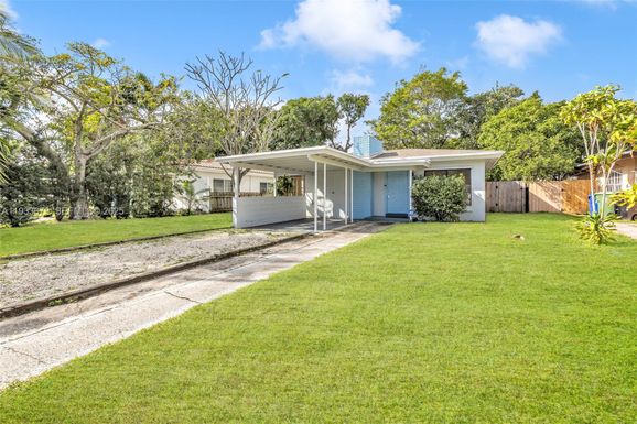 1317 NW 7th Ter, Fort Lauderdale FL 33311